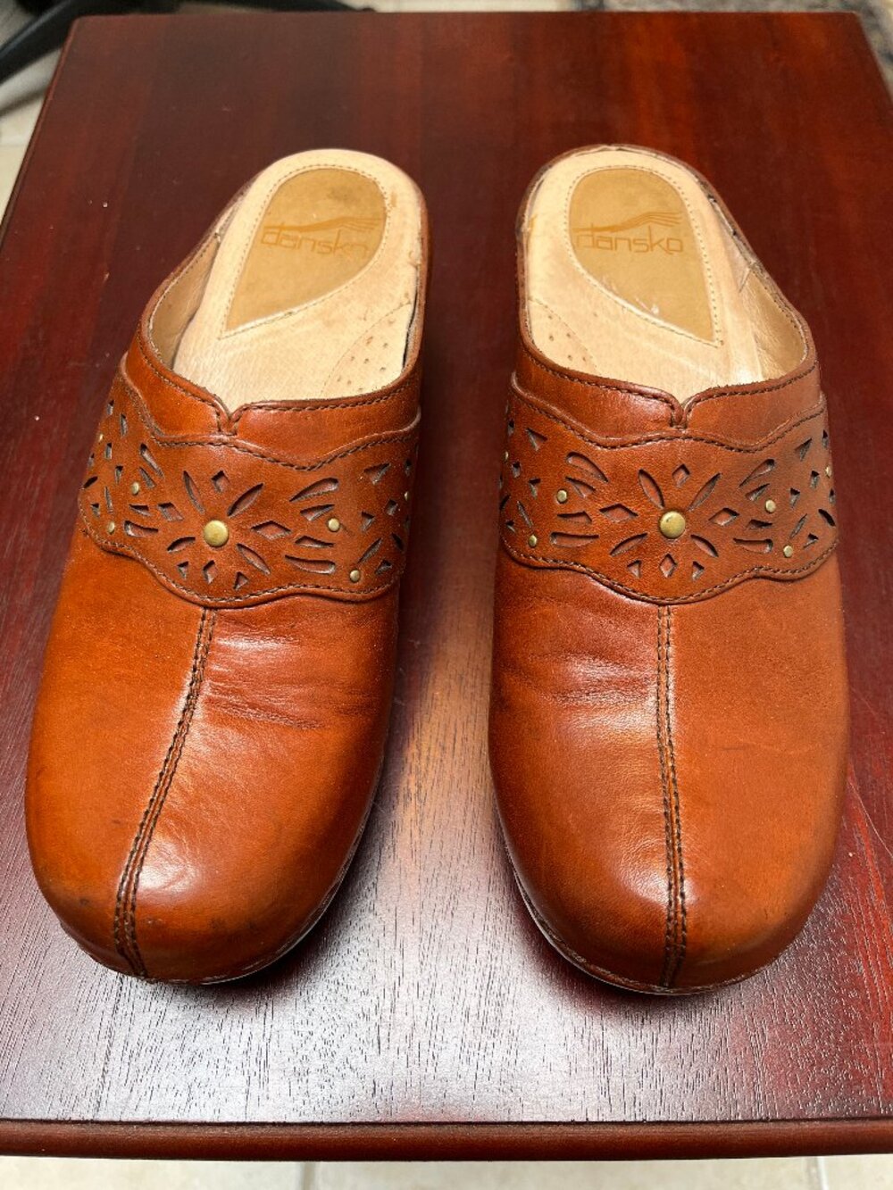 Dansko clogs with laser cut details size 39 EU